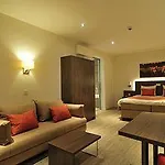 De Twee Linden 4*