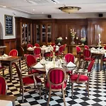 De Twee Linden 4* Beneden-Leeuwen
