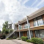 De Twee Linden Otel 4*