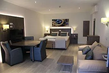 De Twee Linden Hotell Beneden-Leeuwen