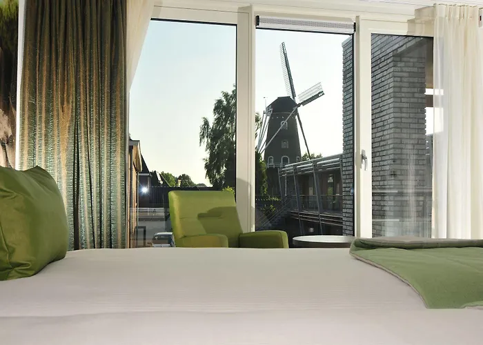 Hotel De Twee Linden 4*