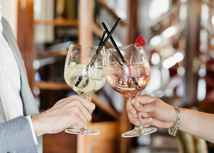 De Twee Linden Hotel