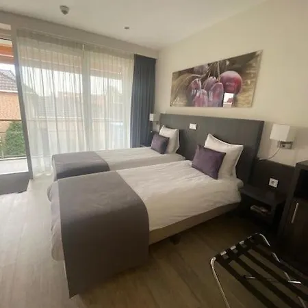 De Twee Linden Beneden-Leeuwen