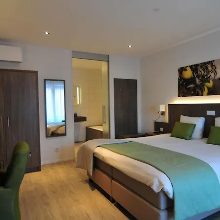 De Twee Linden Hotel 4*